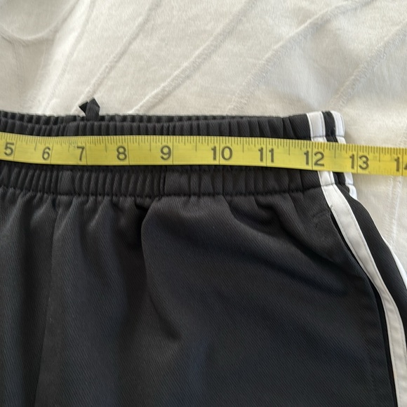 Adidas Shorts - Picture 4 of 5